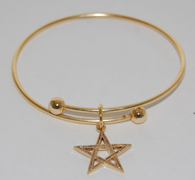 Star Charm Bracelet - gold