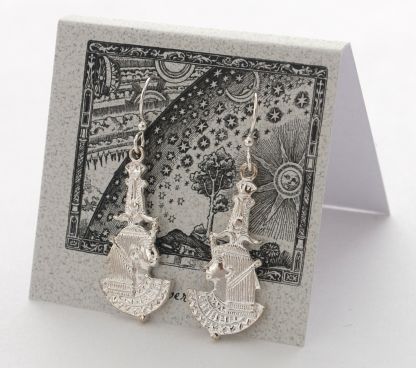 Queen Nefertiti Earrings - silver