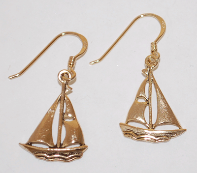 Sailboat Earrings - gold