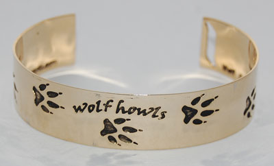 Wolf Cuff Bracelet - gold