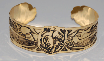 Bear Cuff Bracelet -gold