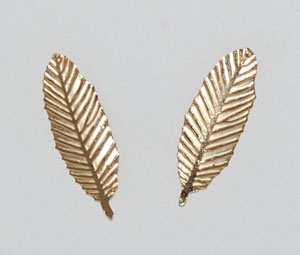 Chestnut Leaf Earrings - gold