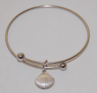 Scallop Charm Bracelet