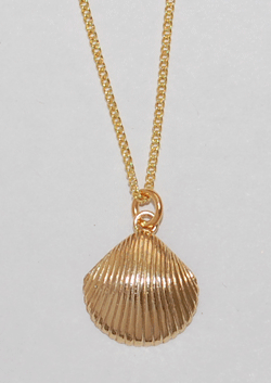Scallop Necklace - gold