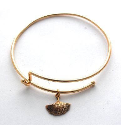 Ginkgo Leaf Bracelet - gold